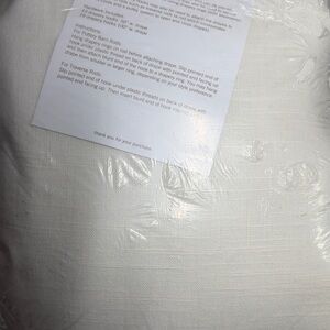 Pottery Barn Emery blackout curtain 100 x 96 white